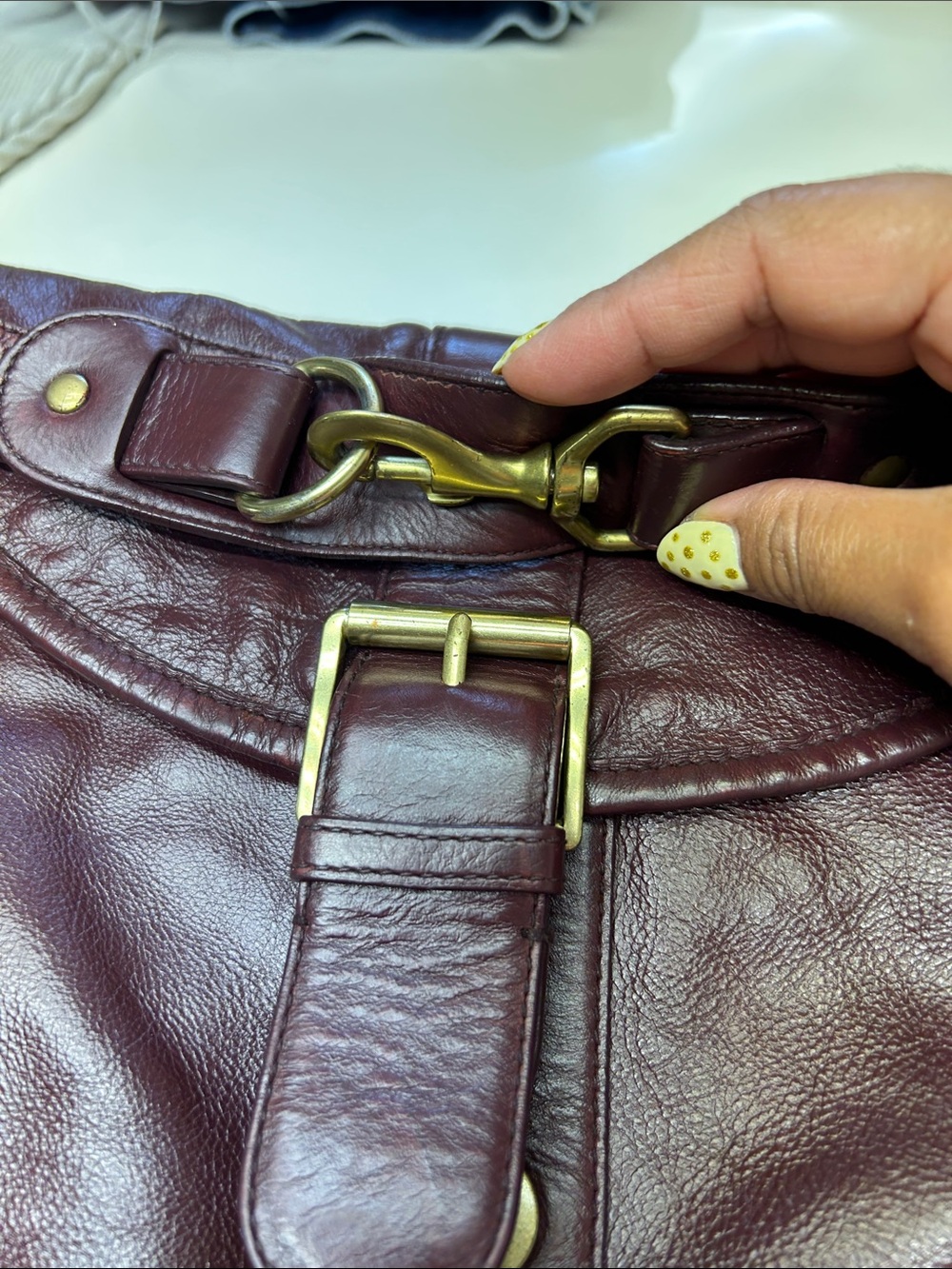 Lauren Ralph Lauren Burgundy Leather Shoulder Bag - Picture 13 of 14
